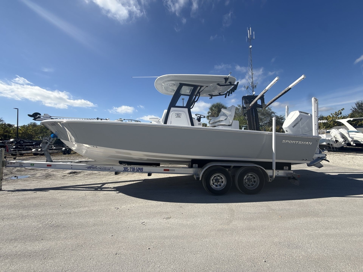 2024 Sportsman Masters 267OE Bay Boat - Sold Boat