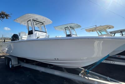 BOATZON | Sportsman Masters 267OE Bay Boat 2026