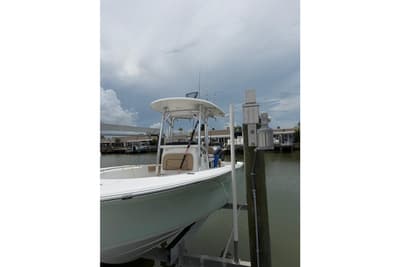 BOATZON | Sportsman Open 212 Center Console 2017