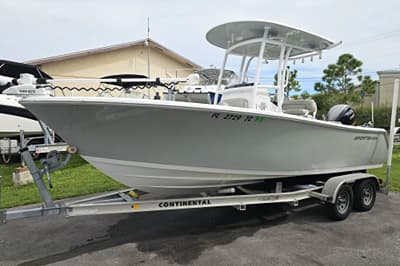 BOATZON | Sportsman Open 212 Center Console 2022