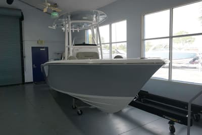 BOATZON | Sportsman Open 212 Center Console 2024