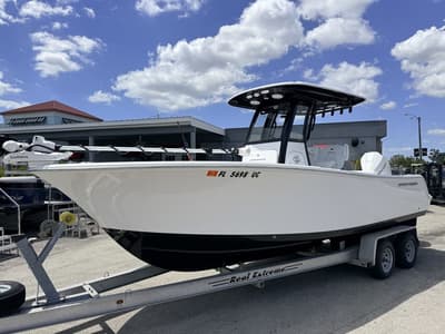BOATZON | Sportsman Open 232 2025