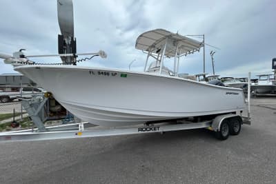 BOATZON | Sportsman Open 232 Center Console 2019