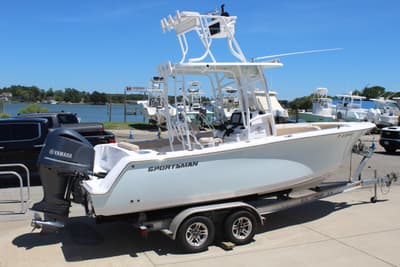 BOATZON | Sportsman Open 232 Center Console 2019