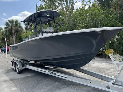 BOATZON | Sportsman Open 232 Center Console 2021