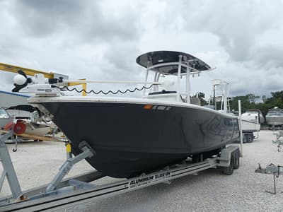 BOATZON | Sportsman Open 232 Center Console 2022