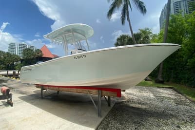 BOATZON | Sportsman Open 232 Center Console 2022