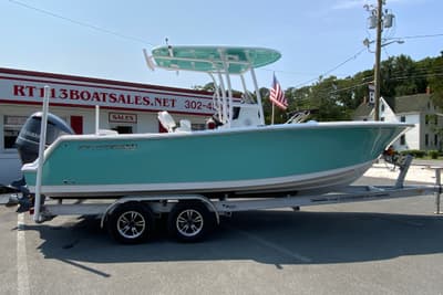 BOATZON | Sportsman Open 232 Center Console 2023