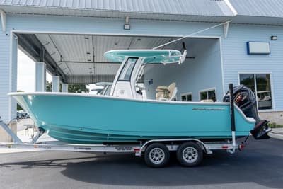 BOATZON | Sportsman Open 232 Center Console 2027
