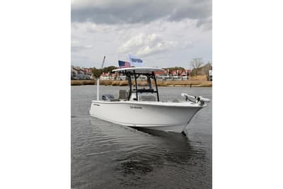 BOATZON | Sportsman Open 242 Center Console 2022