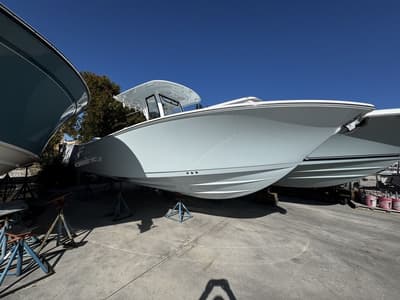 BOATZON | Sportsman Open 252 2026