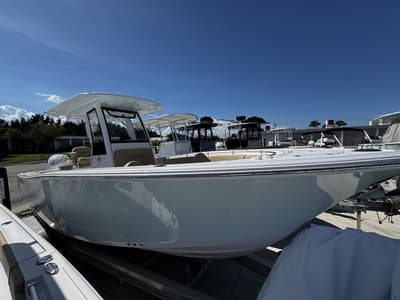 BOATZON | Sportsman Open 252 2026