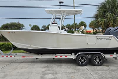 BOATZON | Sportsman Open 252 Center Console 2016