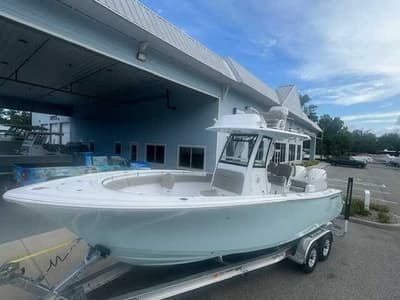 BOATZON | Sportsman Open 252 Center Console 2025