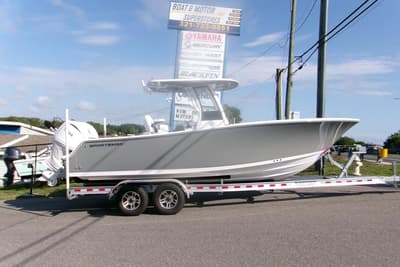 BOATZON | Sportsman Open 252 Center Console 2026