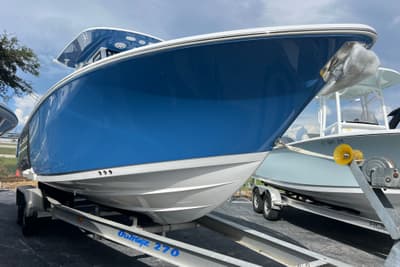 BOATZON | Sportsman Open 252 Center Console 2027