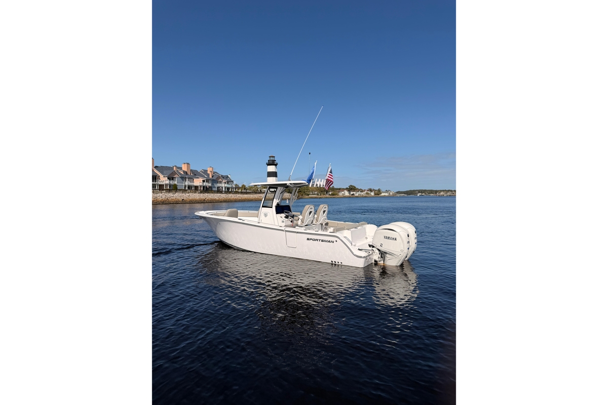 2025 Sportsman Open 262 Center Console - Sold Boat
