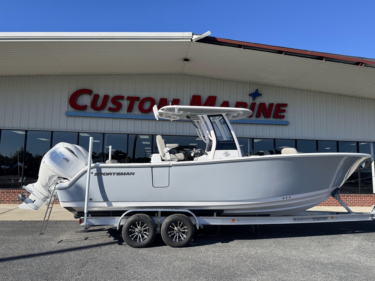 2025 Sportsman Open 262 Center Console - Sold Boat