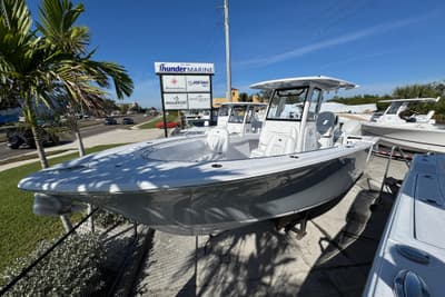 BOATZON | Sportsman Open 262 Center Console 2026