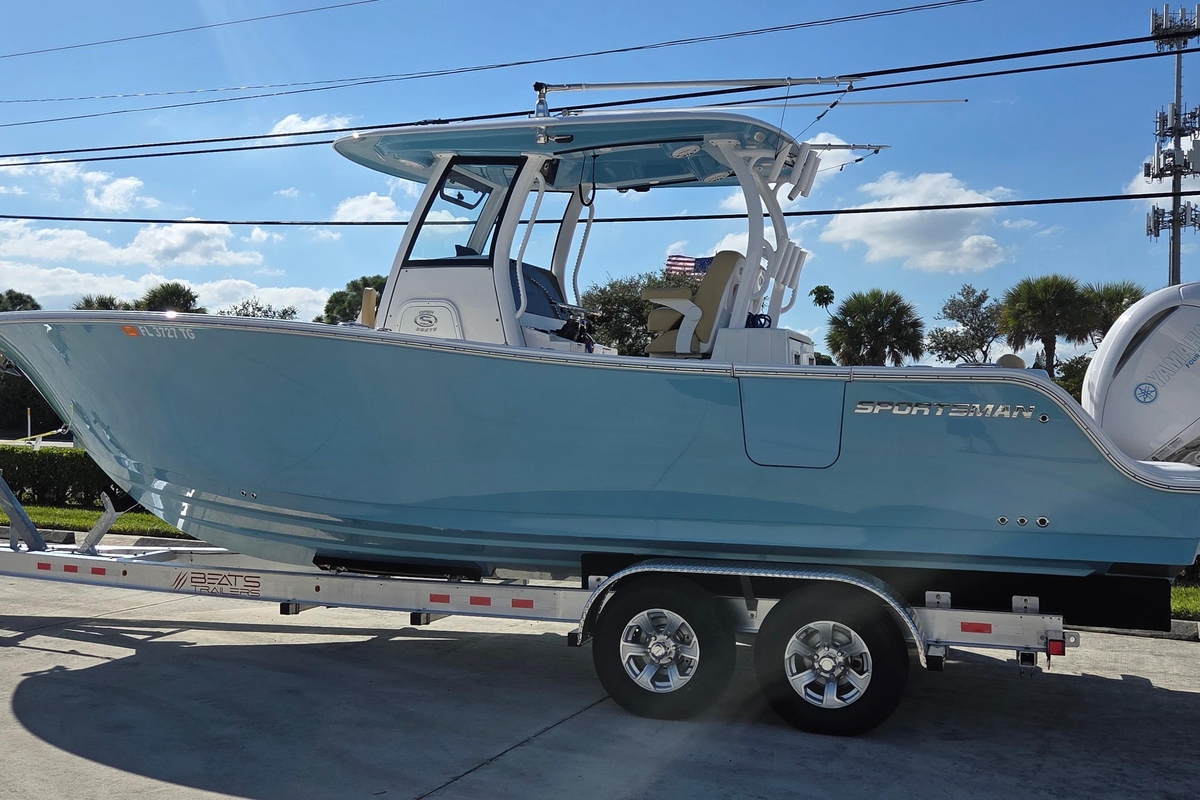 2022 Sportsman Open 282TE Center Console - Sold Boat
