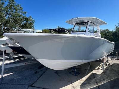 BOATZON | Sportsman Open 302 Center Console 2025