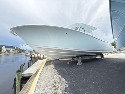 BOATZON | Sportsman Open 322 Center Console 2026 BOATZON | Sportsman Open 322 Center Console 2026