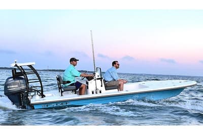 BOATZON | Spyder FX17 Flicker 2027