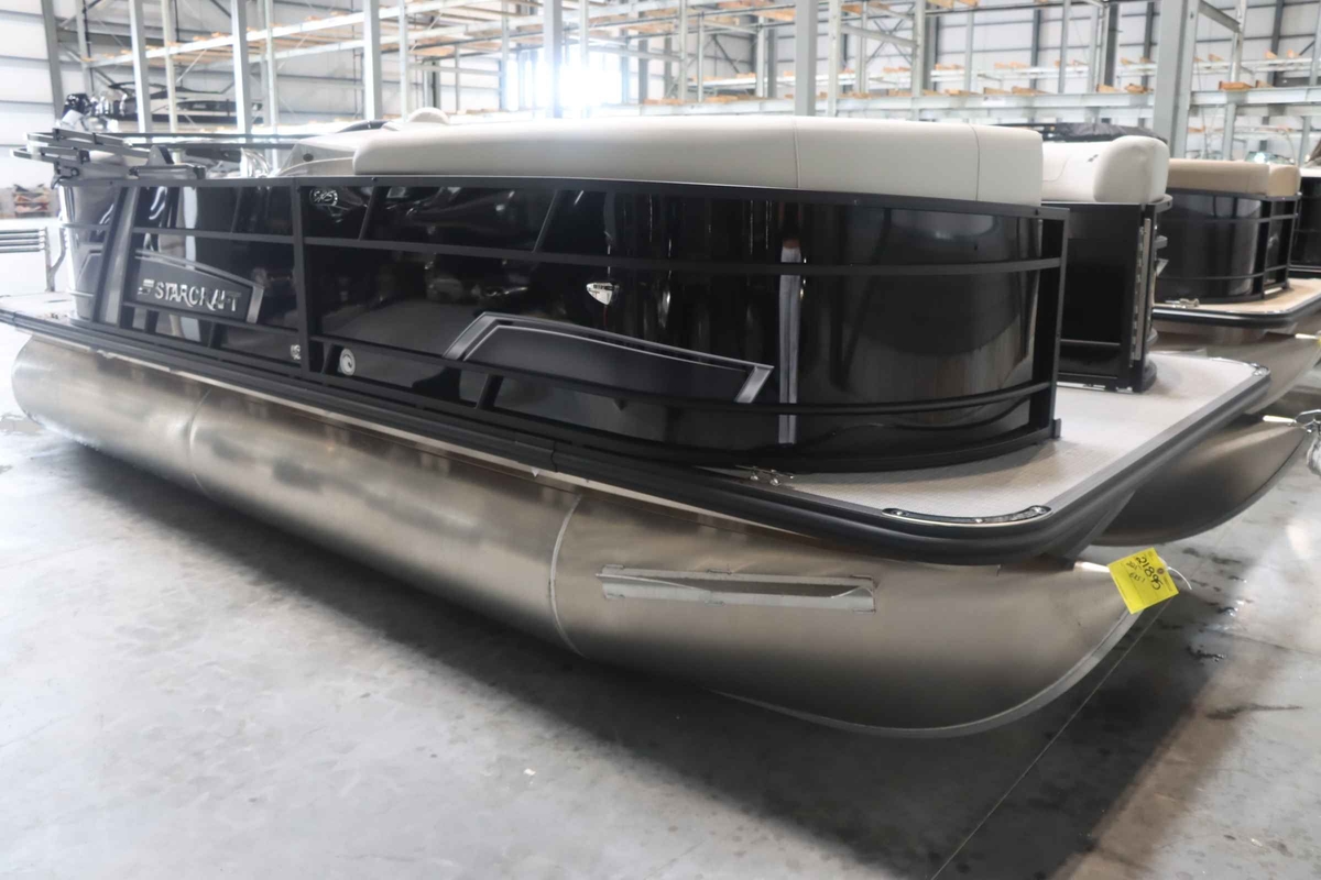 2025 Starcraft EXS 1 - Sold Boat