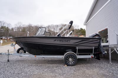 BOATZON | Starcraft FISHMASTER 196DC 2026