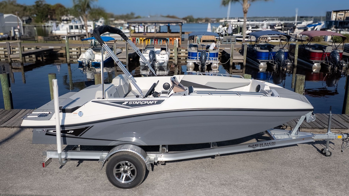 2027 Starcraft J7 JET Standard - Sold Boat