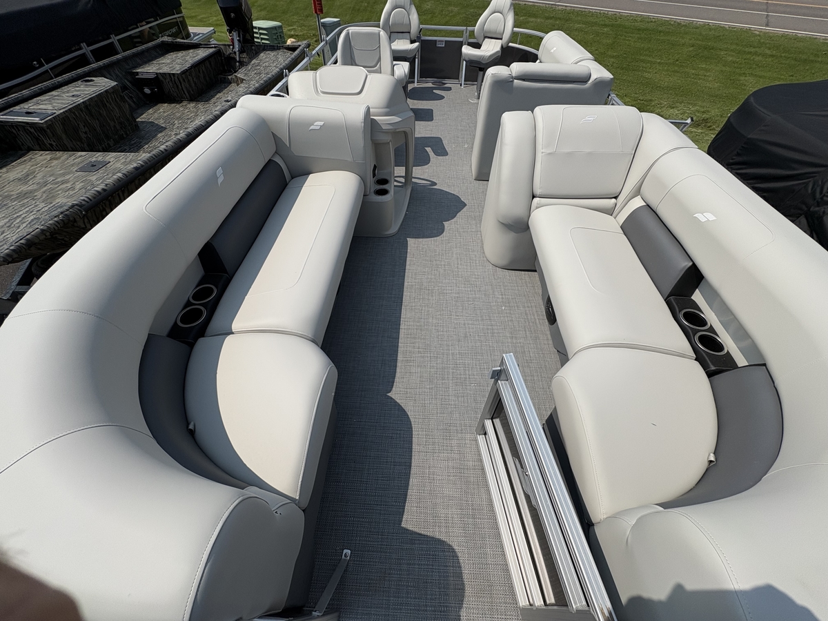 2025 Starcraft Starcraft LX 22 F 2025 - Sold Boat