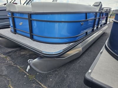 BOATZON | Starcraft Marine EX 22 R 2027