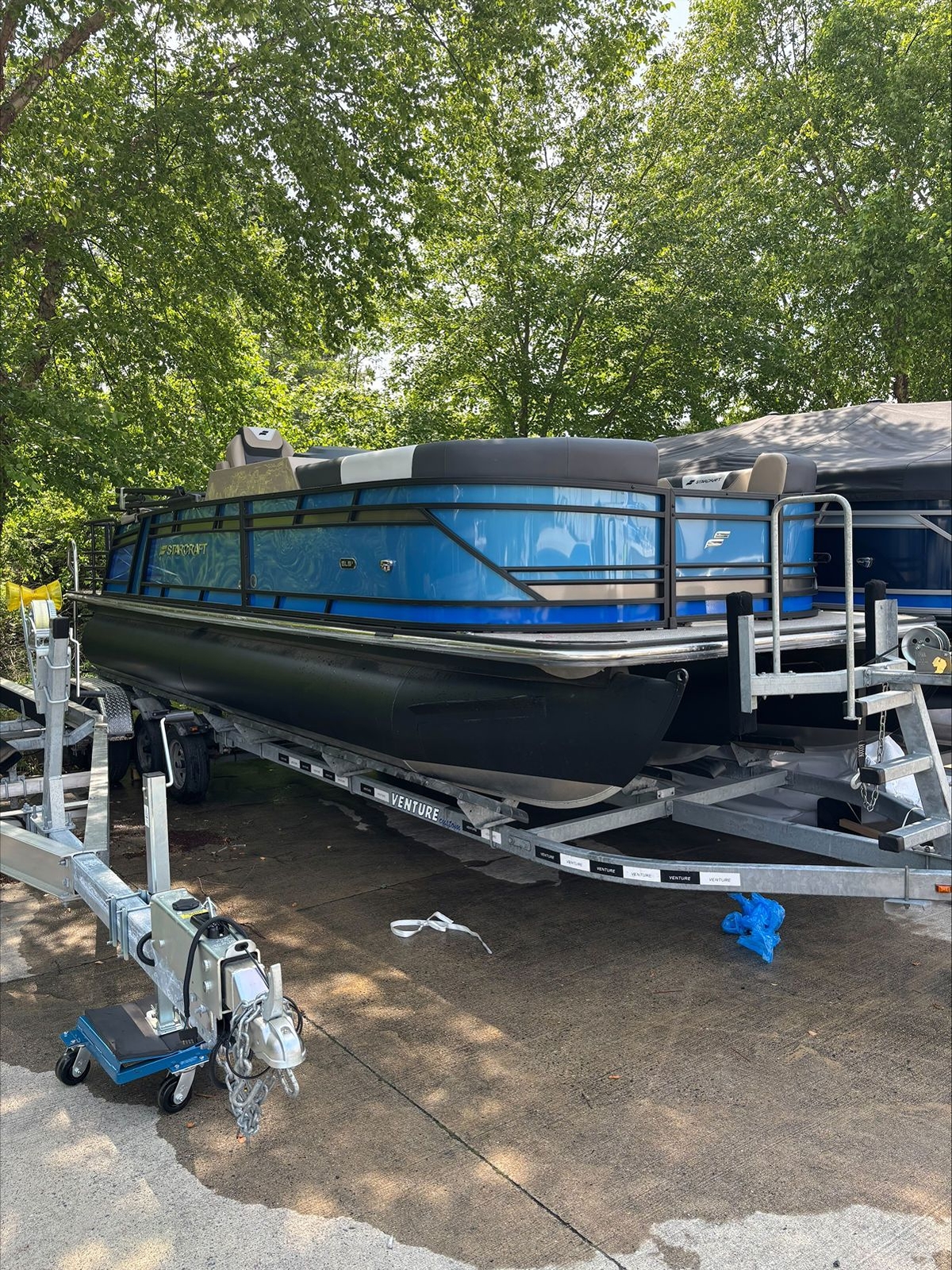 2026 Starcraft SLS 3 Q DH - Sold Boat