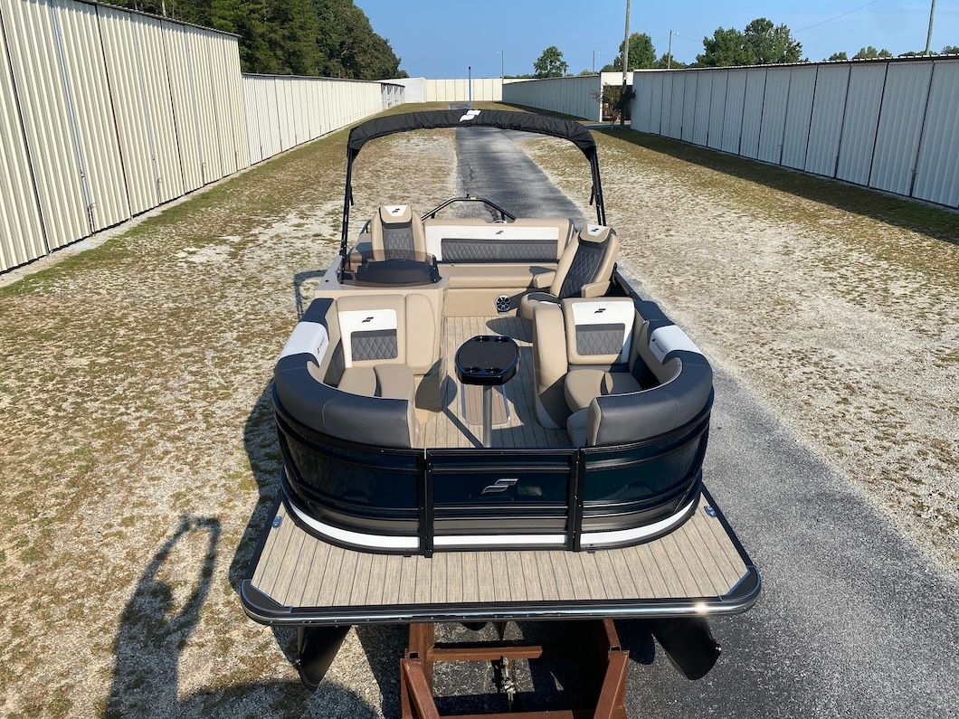 2026 Starcraft SLS 3 Q DH - Sold Boat