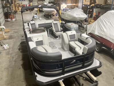 BOATZON | Starcraft SLS Bar 2026