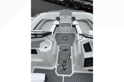 BOATZON | Starcraft SVX 210 DC OB 2026 BOATZON | Starcraft SVX 210 DC OB 2026