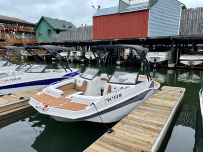 BOATZON | Starcraft SVX 210 IO 2023