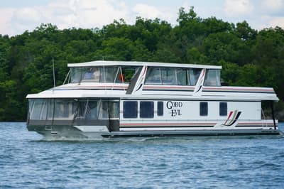 BOATZON | Stardust Cruisers 83x17 2000