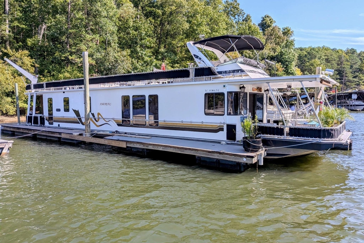 1996 Stardust Cruisers Cruiser - Sold Boat