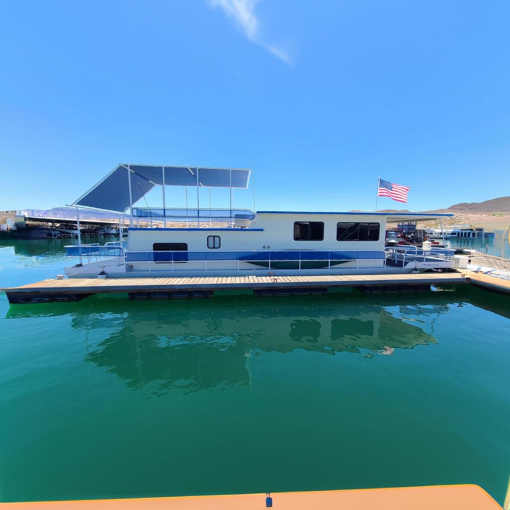 1977 Stardust Cruisers Houseboat - Sold Boat