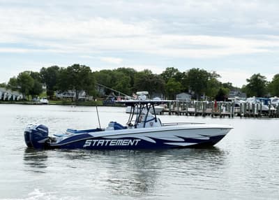 BOATZON | Statement 380 Open 2011