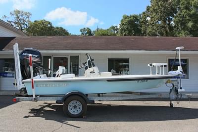 BOATZON | Sterling TR7 2017