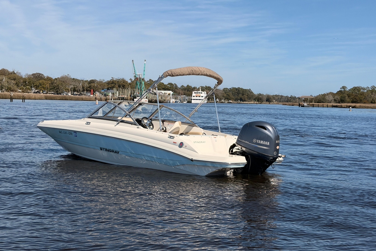 2018 Stingray 191 DC - Sold Boat