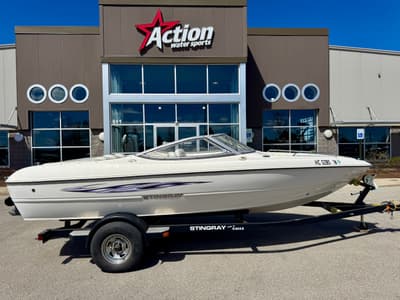 BOATZON | Stingray 195 LX 2012