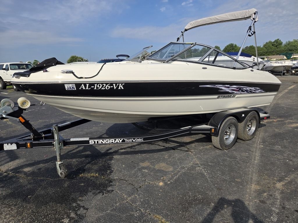 2012 Stingray 208 LR - Sold Boat