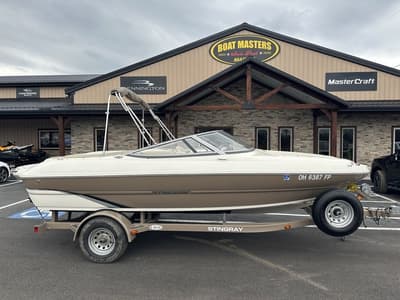 BOATZON | Stingray 208LR 2015