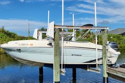 BOATZON | Stingray 214 LR 2017 BOATZON | Stingray 214 LR 2017