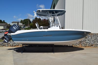 BOATZON | Stingray 216 CC 2025