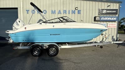 BOATZON | Stingray 22 DC Formerly 211 DC 2027