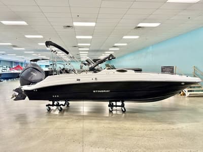 BOATZON | Stingray 22SC 2027 BOATZON | Stingray 22SC 2027